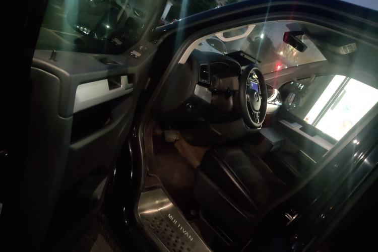 Used Volkswagen Multivan 2016 2.0 TSI Two-Wheel Drive Luxury Edition 7 Seats
