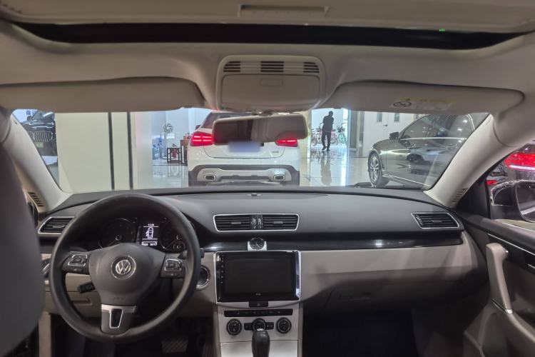 Used Volkswagen Magotan 2015 Facelift 1.8TSI Luxury Model
