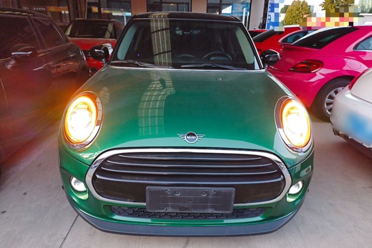 Used  MINI 2021 1.5T COOPER Classic Edition Five-Door Version
