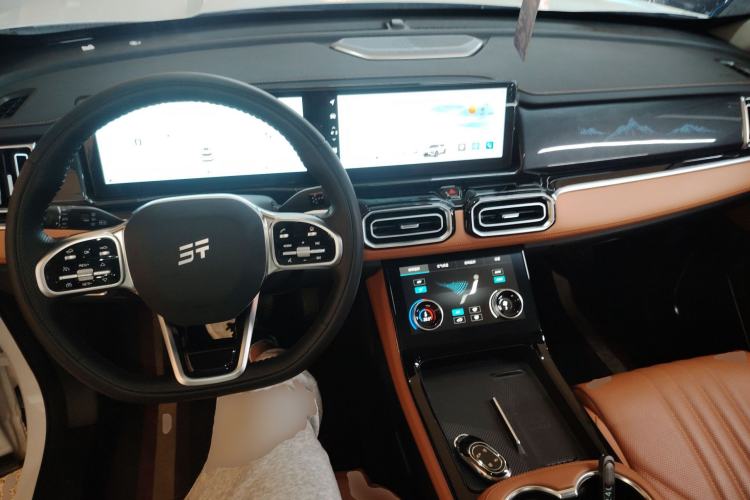 Used  Shanhai L7 2024 1.5T 120km ULTRA 7-Seater
