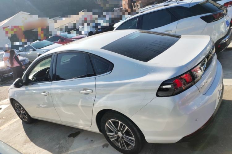 Used Peugeot 308 2018 1.6L Automatic Luxury Edition
