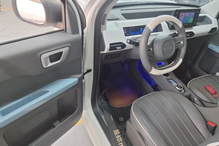 Used Geely Galaxy Panda 2024 Panda Mini 200km Endurance Bear
