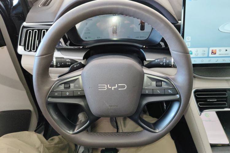 Used BYD Song PLUS New Energy 2025 EV Intelligent Driving Version 520km Premium Model
