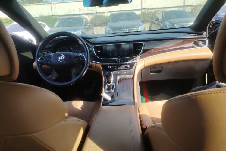 Used Buick LaCrosse 2018 28T Elite Edition
