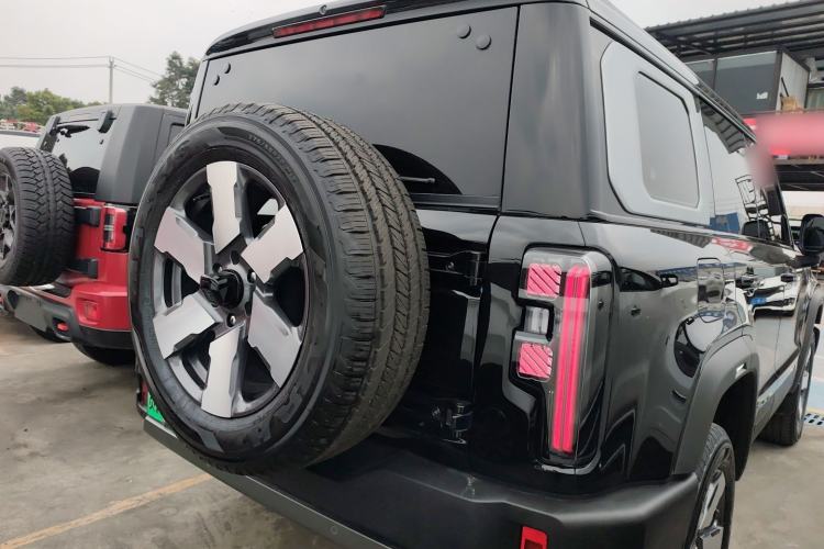 Used  BJ40 Electric Drive 2025 Advanced Edition
