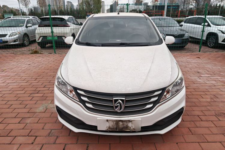 Used Baojun 310 2016 1.2L manual Comfort trim level
