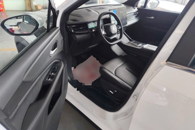 Used Livan Livan 7 2024 450km Executive Version
