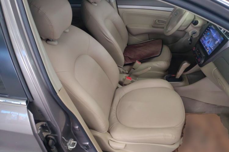 Used Nissan Sylphy 2016 Classic 1.6XE Automatic Leading Edition
