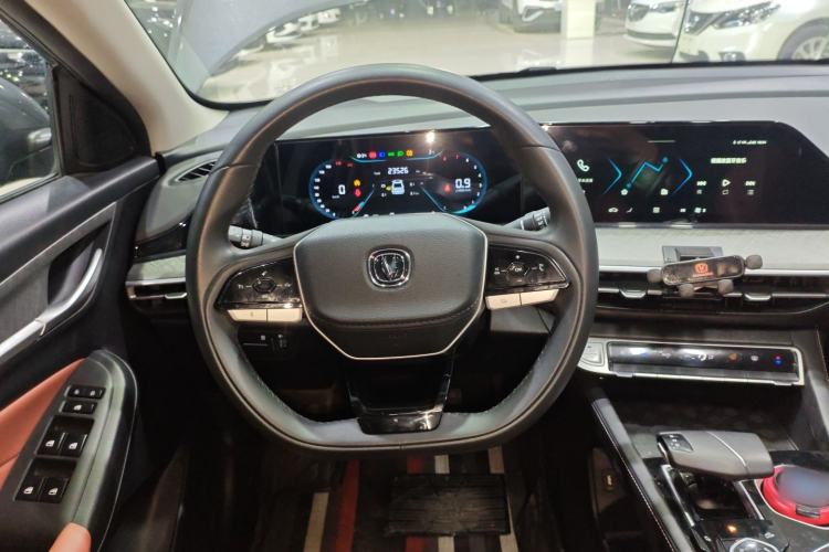 Used Changan Eado 2024 PLUS Blue Whale NE 1.4T GDI DCT High-Energy Edition
