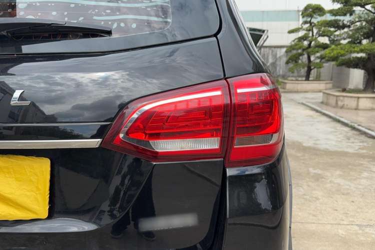 Used Haval H6 2017 Restyled Red-Label Sport Version 1.5T Automatic Two-Wheel Drive Luxury Trim
