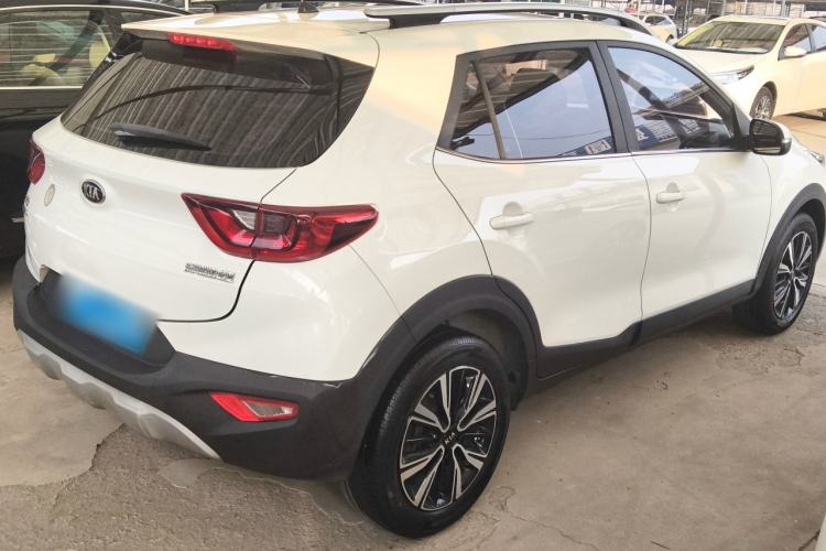 Used Kia kx1 Stonic 2019 1.4L Manual Fun Edition China VI Standard
