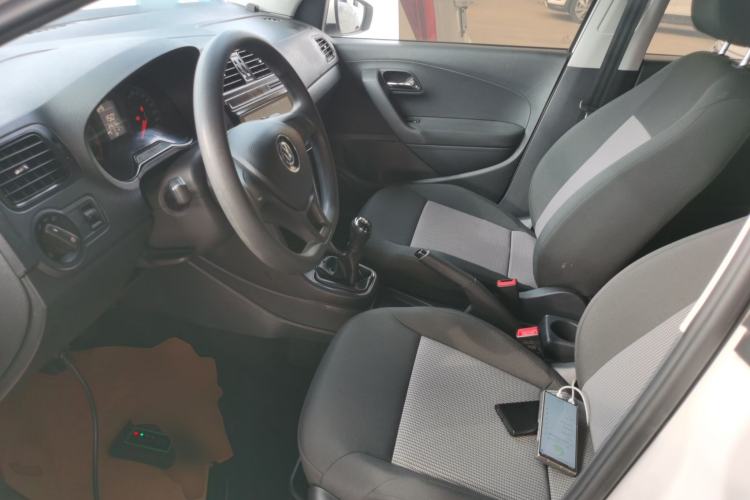 Used Volkswagen Polo 2016 1.4L Manual Fashion Model