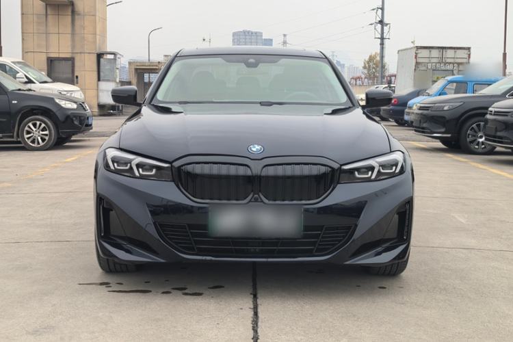 Used BMW i3 2023 eDrive 40 L Midnight Edition
