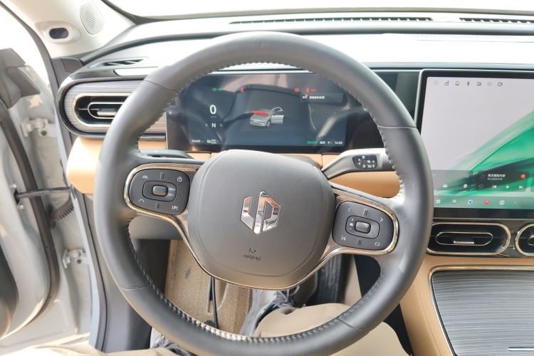 Used Leapmotor C11 2024 All-Electric 580 Luxury Edition
