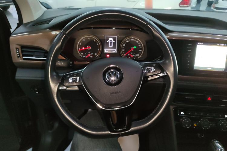 Used Volkswagen Tharu 2020 280TSI Two-Wheel Drive Luxury Plus Version China VI Standard