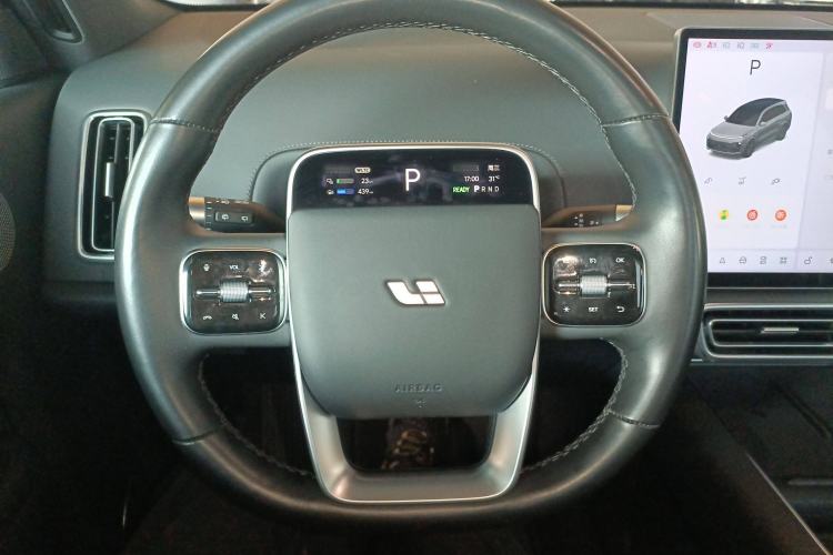 Used Li Auto L8 2023 Pro Model
