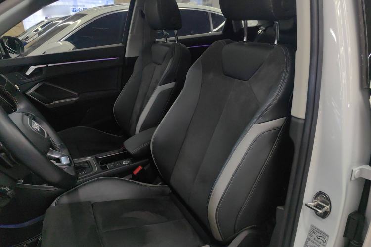 Used Audi Q3 2021 40 TFSI Fashion Dynamic Model
