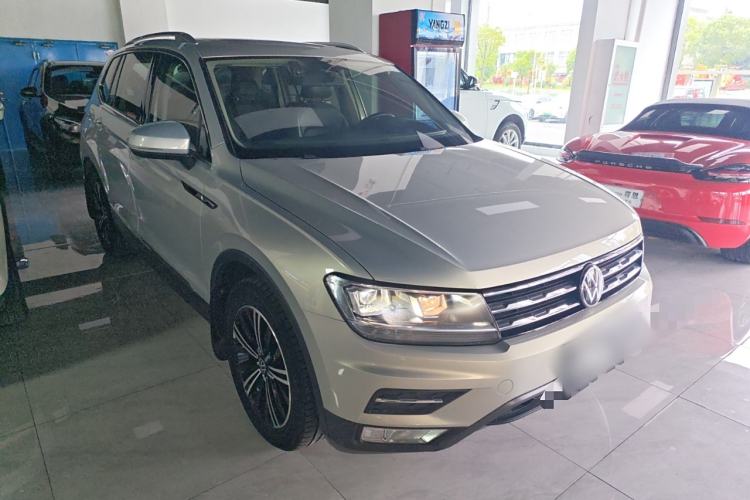 Used Volkswagen Tiguan L 2021 330TSI Automatic Two-Wheel Drive Smart Edition
