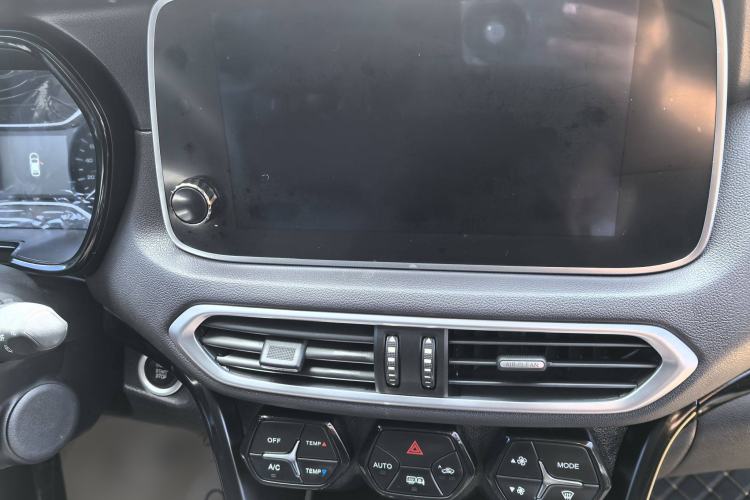 Used GAC Trumpchi GS4 2018 235T Automatic Two-Wheel Drive Luxury Smart Connectivity Millionth Anniversary Edition