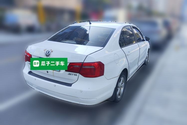 Used Volkswagen Jetta 2013 1.4L Manual Fashion Model