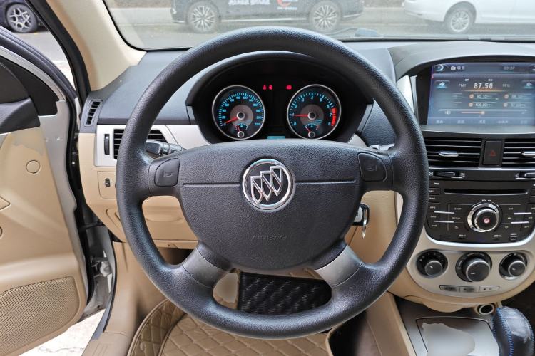 Used Buick Excelle 2013 1.5L Automatic Classic Model
