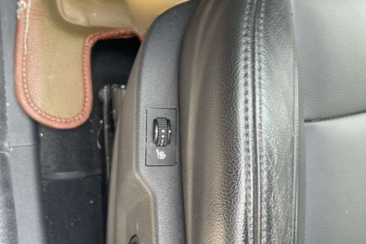 Used Peugeot 3008 2013 1.6THP Automatic Prestige Edition
