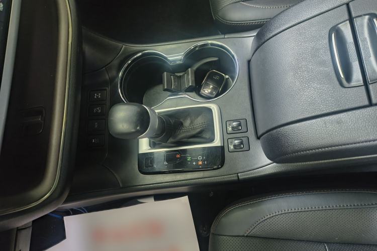 Used Toyota Highlander 2018 2.0T Four-Wheel Drive Luxury Version 7 Seats China VI Standard