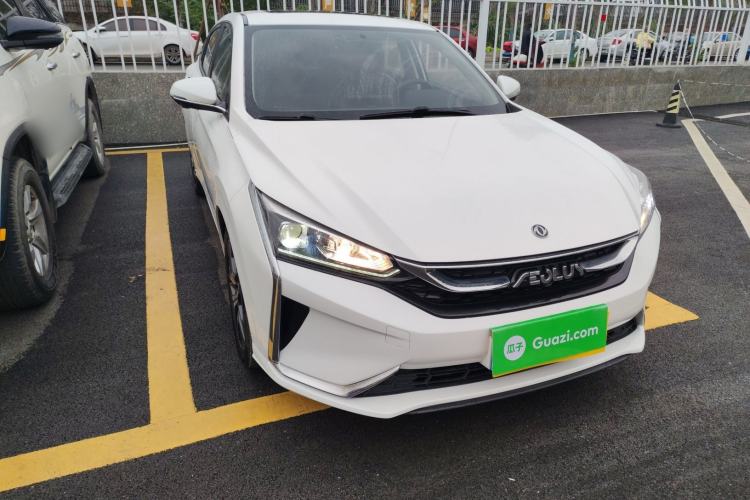 Used Dongfeng Aeolus Yixuan 2021 230T Automatic Chasing Shadow Edition
