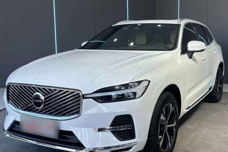 Used Volvo XC60 2026 B5 4x4 Smart Luxury Edition
