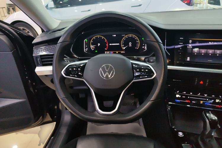 Used Volkswagen Passat 2023 Revised 330TSI Elite Edition
