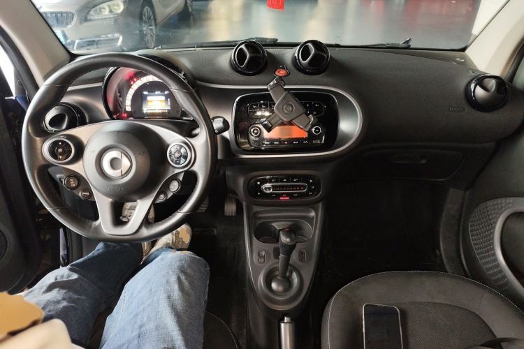 Used  fortwo 2018 1.0L 52kW Hardtop Passion Edition China V Standard
