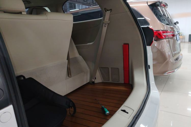 Used Buick GL8 2018 ES 28T Comfort Model China VI Standard