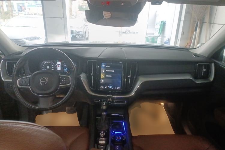 Used Volvo XC60 2019 T5 4x4 Zhiyuan Edition China VI Standard