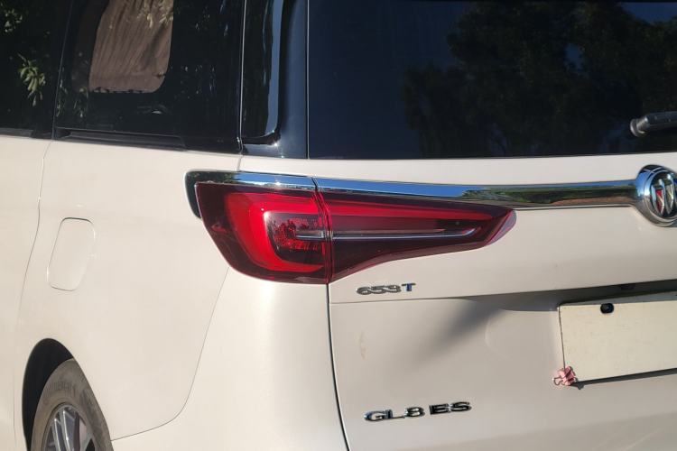 Used Buick GL8 2022 ES Landtrek 653T Comfort Edition
