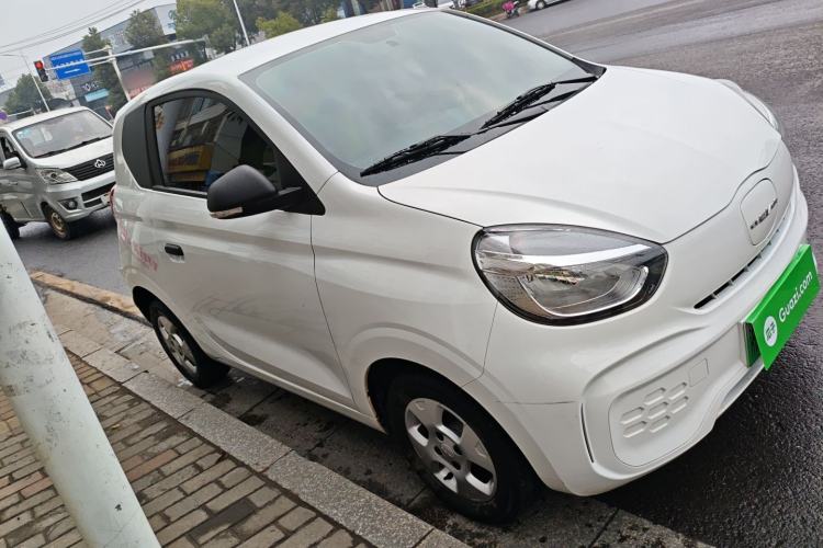 Used Roewe Clever 2021 302 km New Four-Seater Super-Efficient Version
