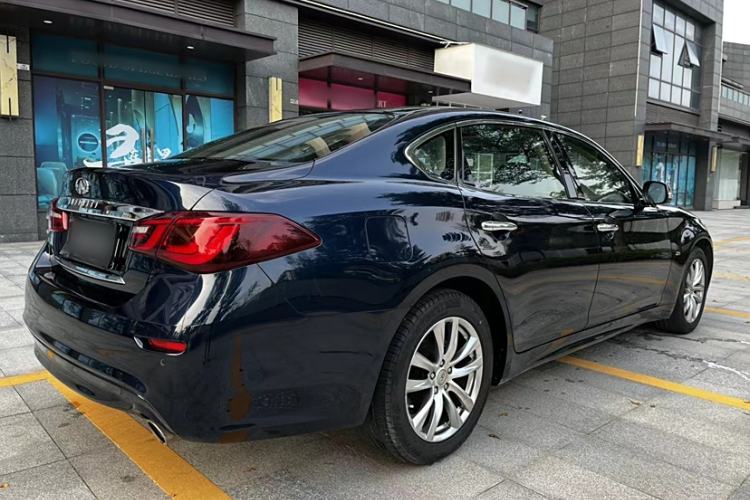 Used Infiniti Q70 2017 Q70L 2.5L Elite Edition
