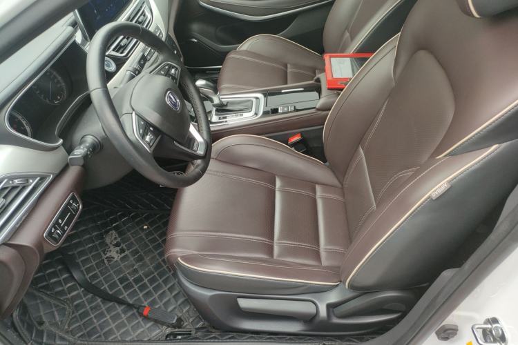 Used Changan Raeton CC 2019 1.5T Automatic Haoya Edition Guangmang Model China VI Standard
