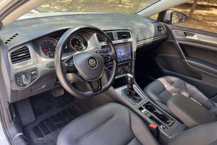 Used Volkswagen Golf 2016 1.6L Automatic Comfort Model
