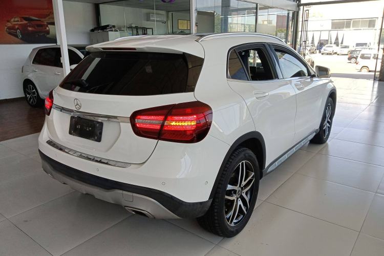 Used Mercedes-Benz GLA 2017 GLA 200 Fashion Model
