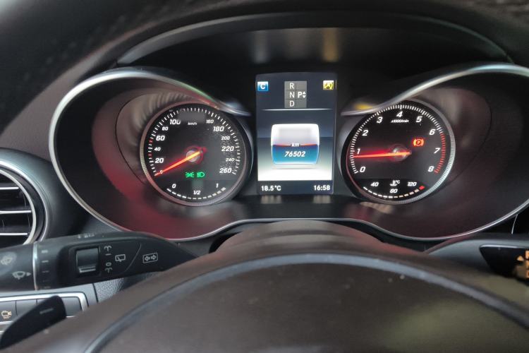 Used Mercedes-Benz GLC 2016 GLC 260 4MATIC Luxury Model
