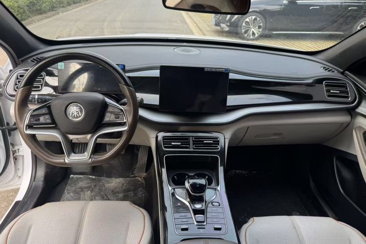 Used BYD Qin PLUS 2023 Champion Edition EV 420KM Leading Model
