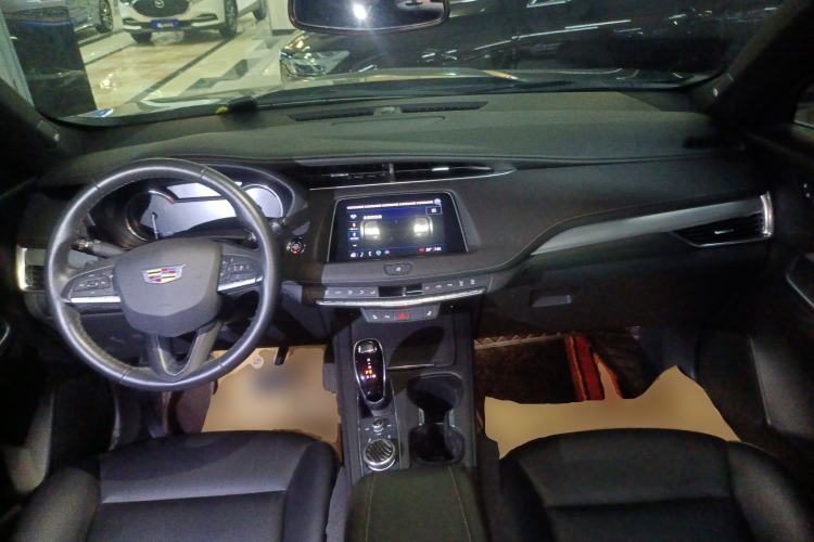 Used Cadillac XT4 2021 28T Two-Wheel Drive Leading Version
