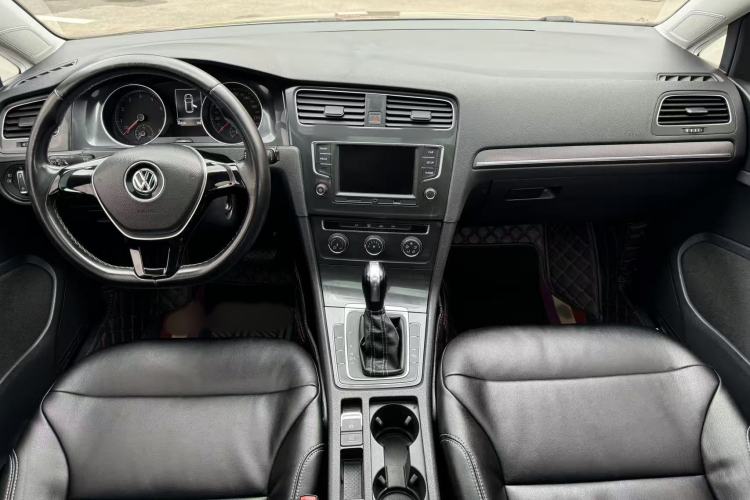 Used Volkswagen Golf 2017 230TSI Automatic Comfort Edition – Celebrating Milestone of One Million Units
