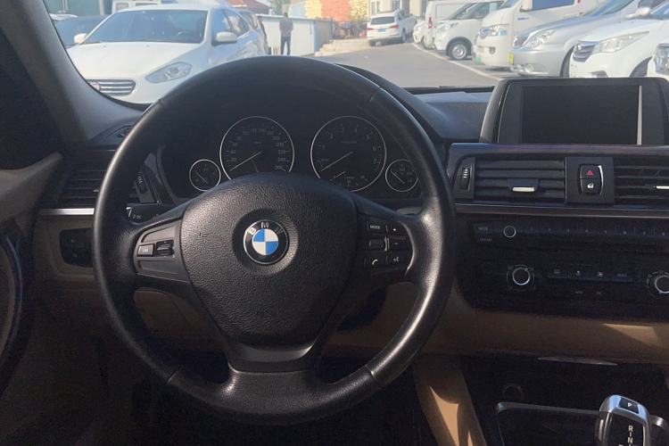 Used BMW 3 Series 2013 320Li Fashion Model
