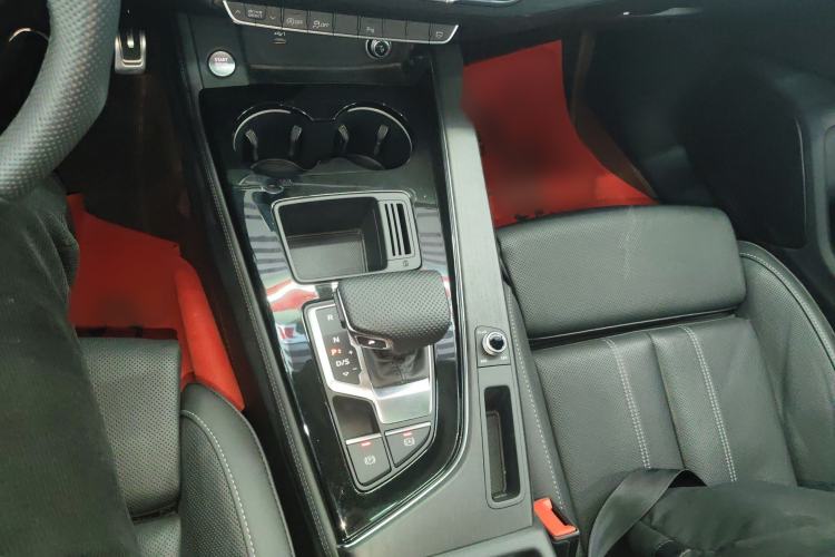 Used Audi A4L 2024 40 TFSI Luxury Dynamic Edition
