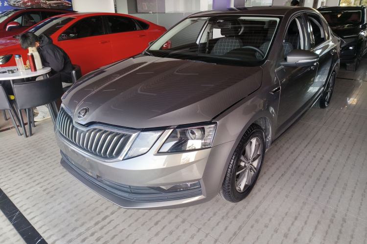 Used Skoda Octavia 2019 1.5L Automatic SmartDrive Comfort Edition China VI Standard
