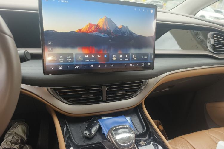 Used Denza D9 2022 DM-i 970 Four-Wheel Drive Flagship Model
