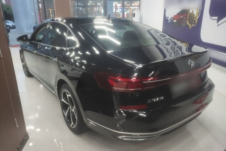 Used Volkswagen Passat 2023 330TSI Starry Luxury Edition
