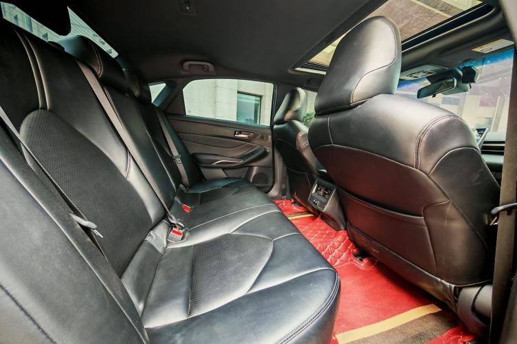 Used Toyota Avalon 2019 2.5L Ambition Version China VI Standard
