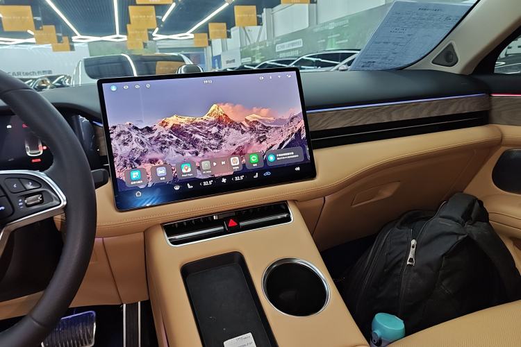 Used Hima AITO M5 2022 Extended-Range Four-Wheel Drive Performance Version
